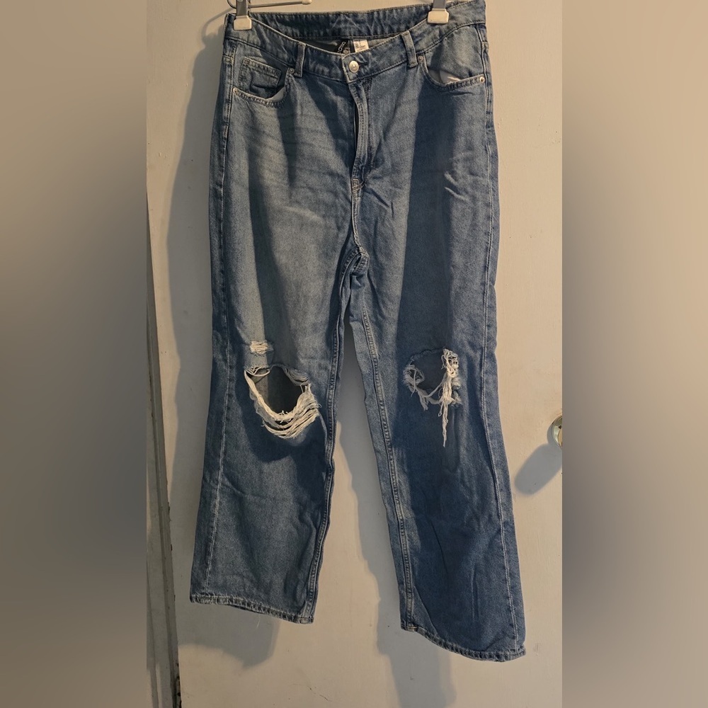 H&M Light Blue Ripped Straight Leg Jeans - Picture 9 of 13